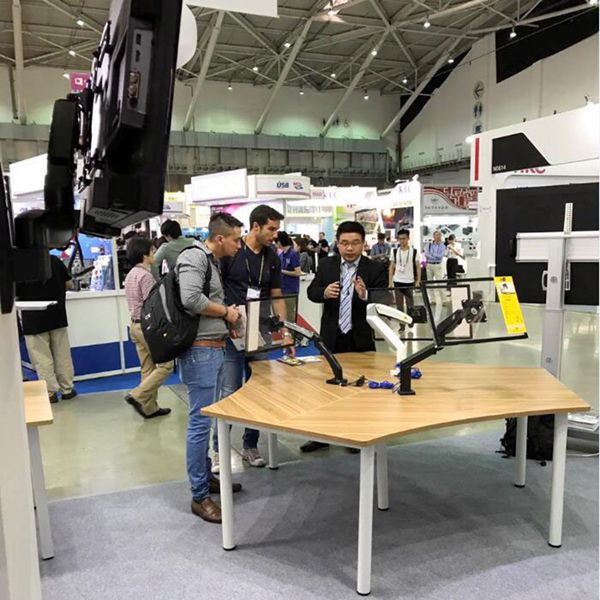 1694942632527569.jpg 77650b14391a9b98650a1683ec67f5c7_COMPUTEX20174.jpg