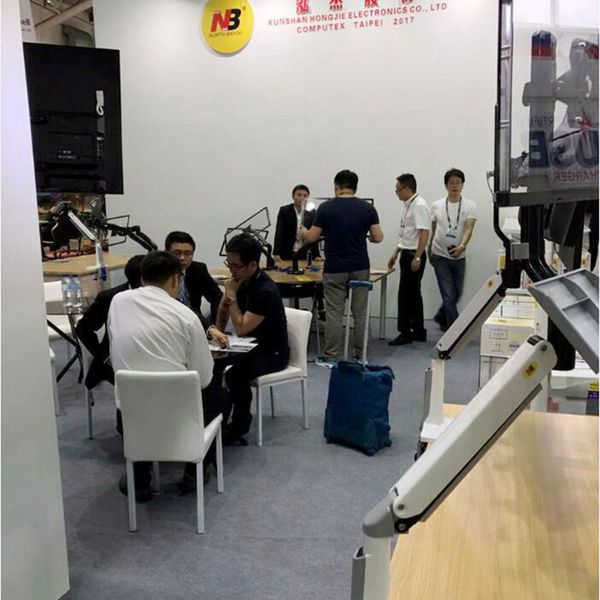 1694942678138773.jpg cf6f516022ae04e0e6623a296f8fccad_COMPUTEX20179.jpg