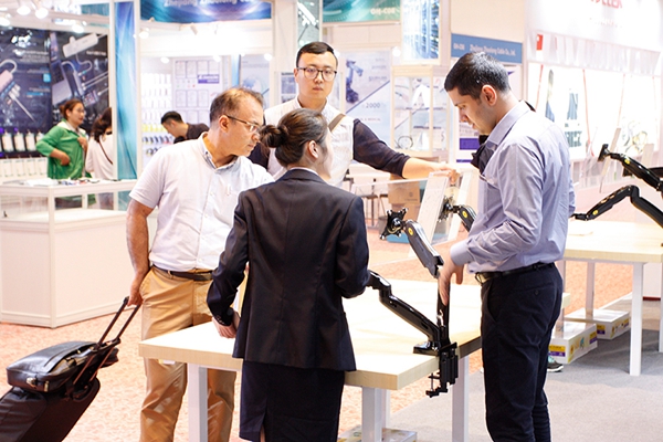 1694997527135033.jpg 401567ee0373b531655f7ae5689aca2f_HongKongElectronicsAutumnFair201812.jpg